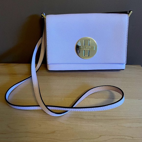 Kate Spade Handbags - Kate Spade Pale Pink Crossbody Purse